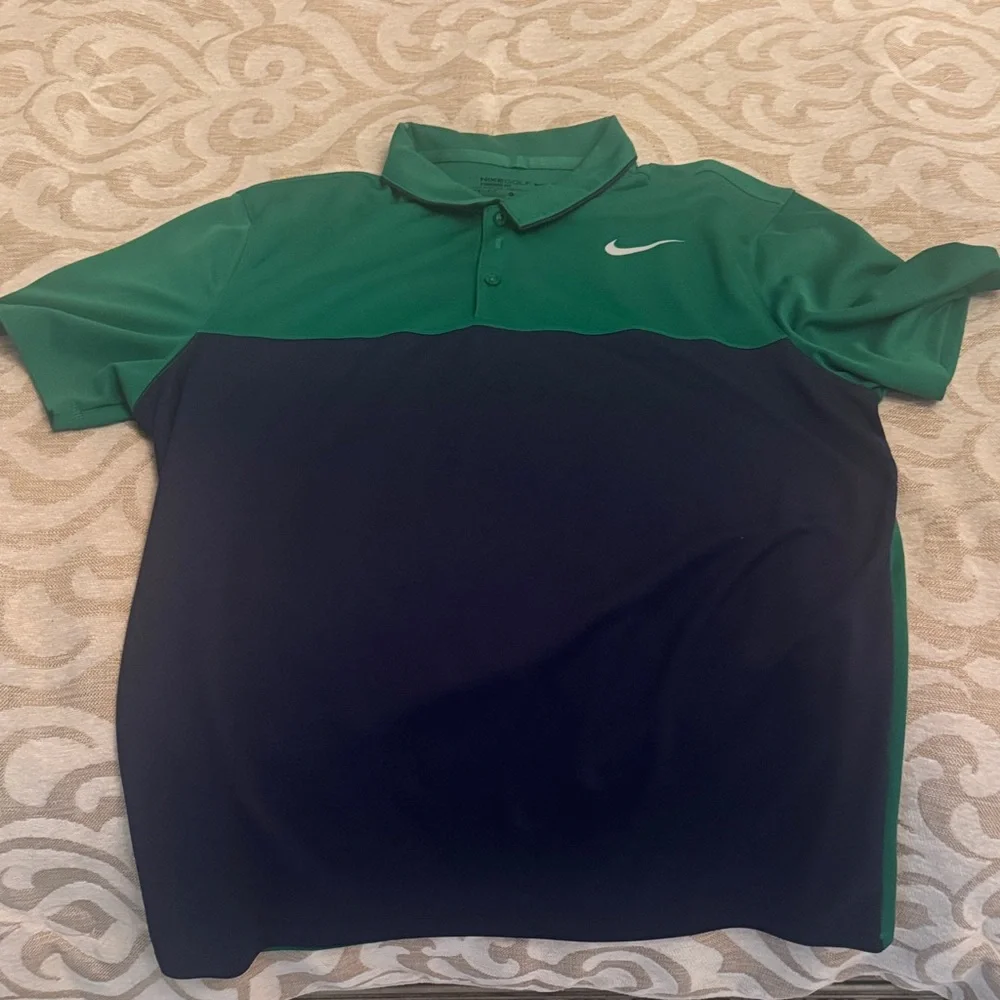 Nike Men's Polo in Green and Navy - Picture 1 of 1